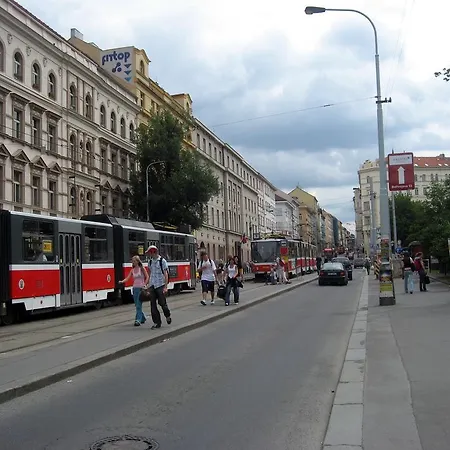 Central Station Studios Lägenhetshotell Prag