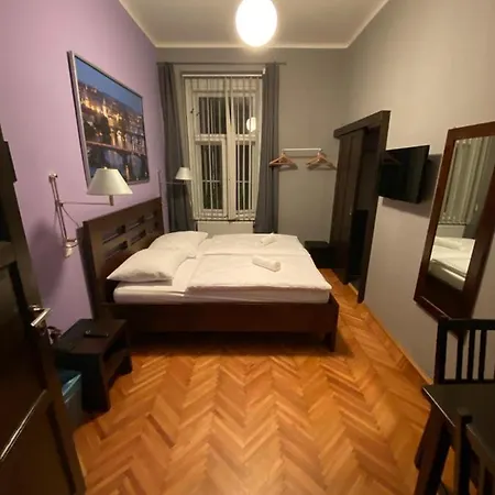 Central Station Studios 3* Prague